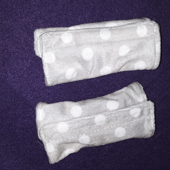 💥NWOT Car seat strap pads - Picture 2 of 4